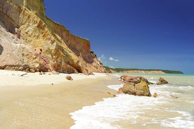 Melhores praias do Brasil: Barra de Santo Antônio - Praia de Carro Quebrado - Alagoas