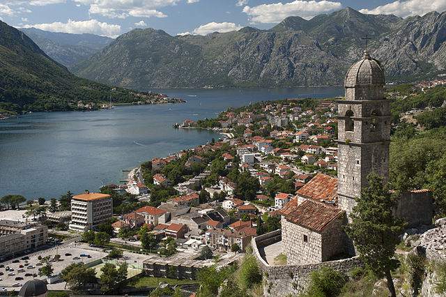 Países que não precisam de visto para brasileiros: Montenegro