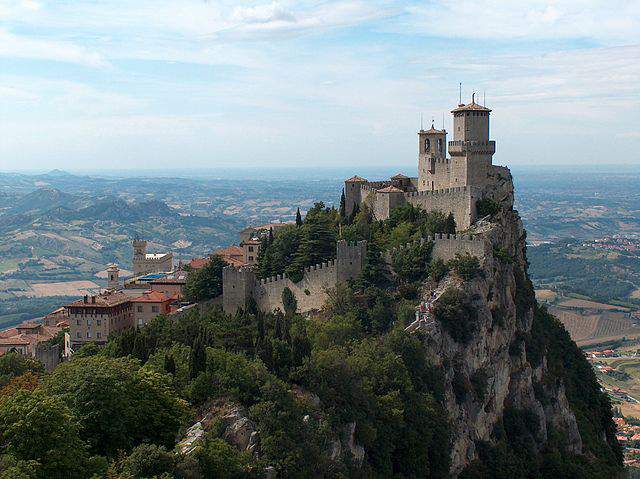Países que não precisam de visto para brasileiros: San Marino
