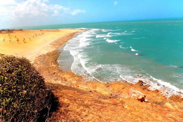 15 Praias Paradisíacas no Brasil para Conhecer!
