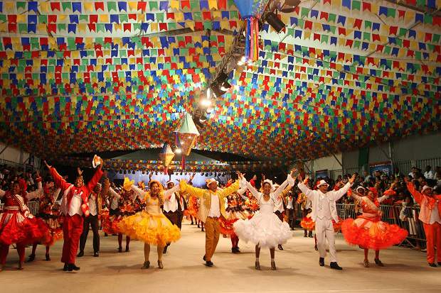 Danças Folclóricas do Brasil: Top 10!