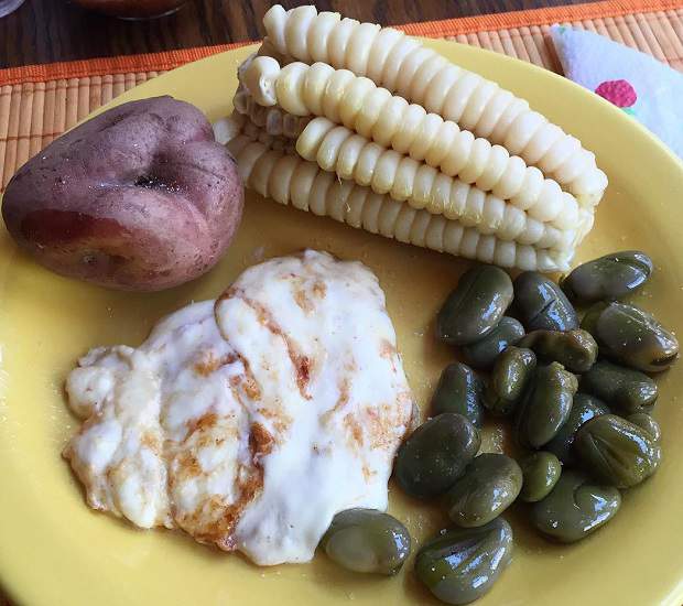 Plato Paceño: comidas típicas da Bolívia.