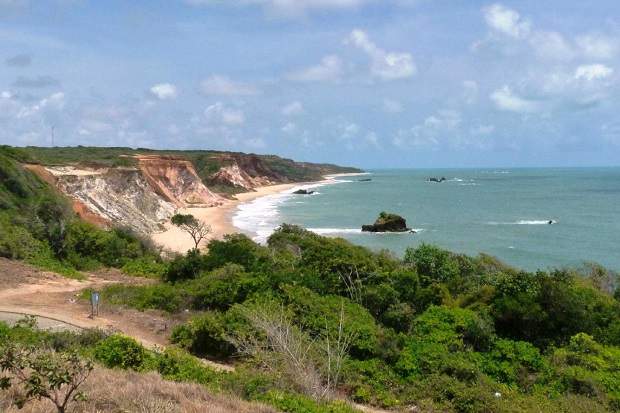 Praia de Tambaba: natureza e naturismo na Paraíba!