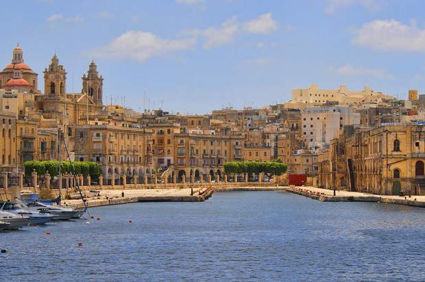 Ilha de Malta: Natureza Exuberante e História Fantástica! 