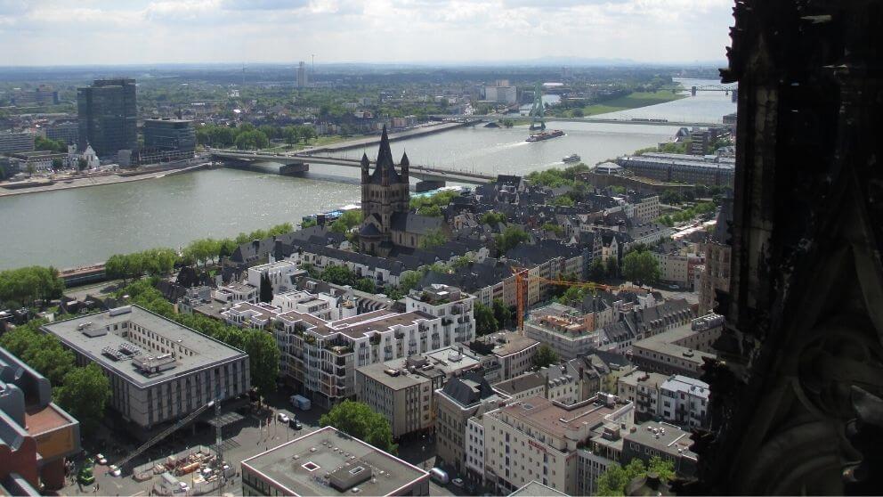 Vista do Centro a partir da torre da Catedral de Colônia