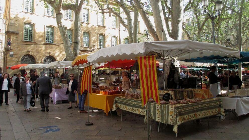 Mercados de rua em Aix-en-Provence