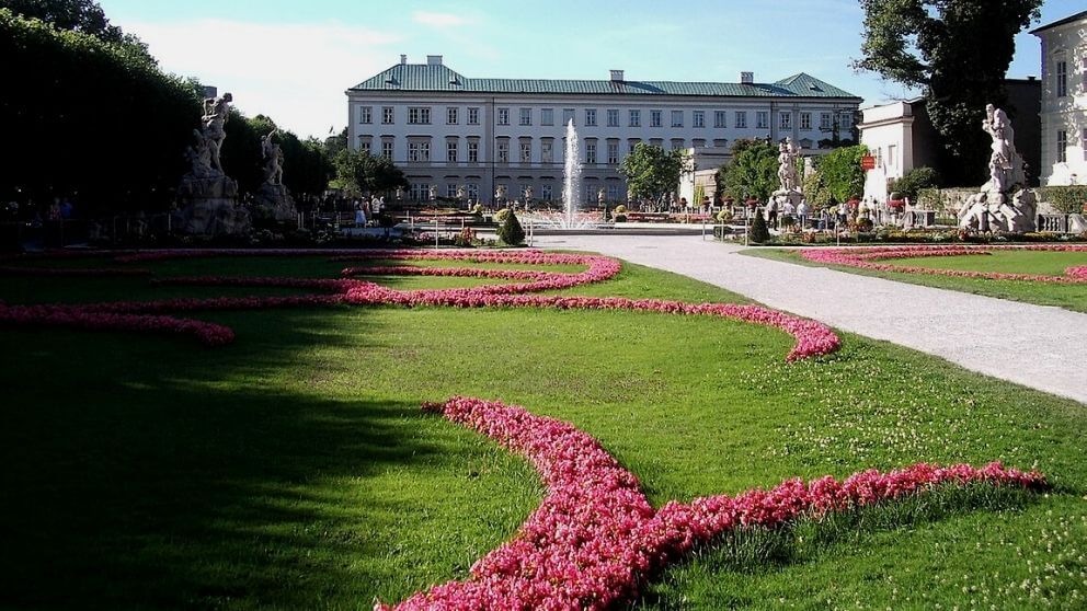 Palácio Mirabell no Centro de Salzburg. Fonte: Wikimedia