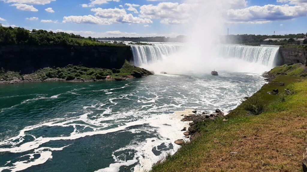 O que fazer em Niagara Falls? Cataratas do Niágara do Canadá